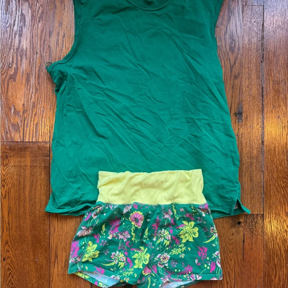 Free People Movement Micro Short Green Set - Picture 2 of 10